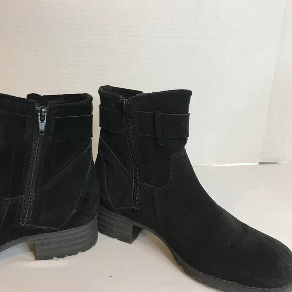 CLARKS WOMEN MARANA AMBER SUEDE ANKLE BOOTS SIZE 6 - Picture 9 of 11